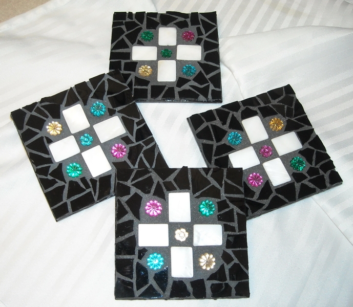 Mosaic coasters Black with Floral Insets