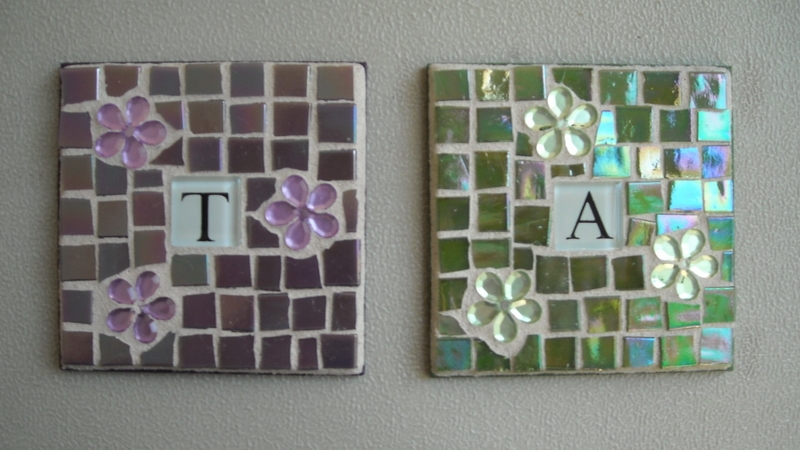 Mosaic coasters Initial in violet and green