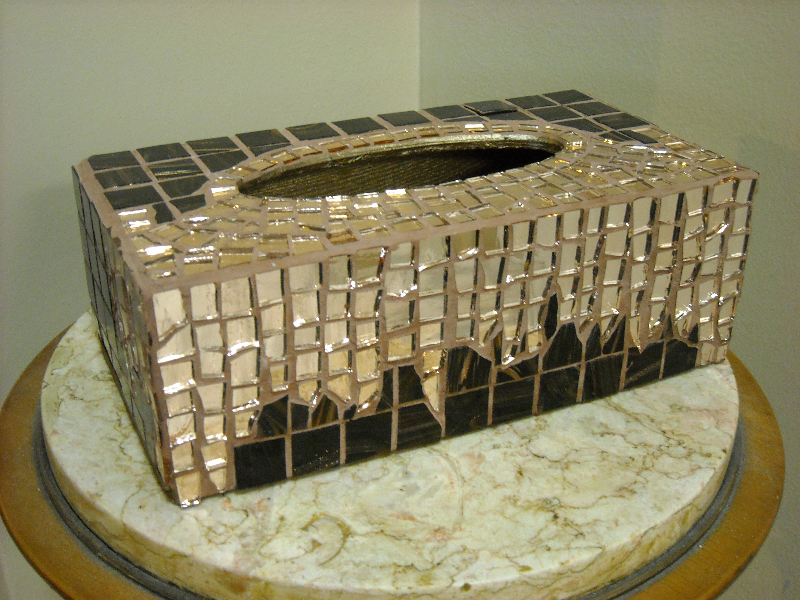 Mosaic tissue box Bronze